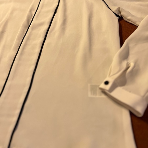 Banana Republic Piping Blouse - Picture 7 of 16